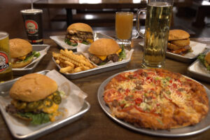 Pismo Beach Smash Burger - Burgers, Pizza and Beer